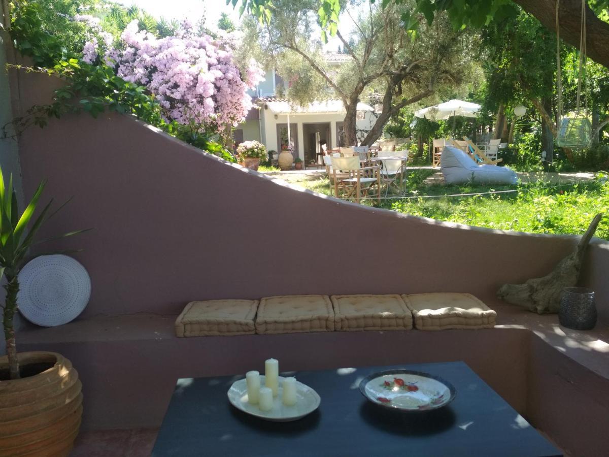 Hotel Ostria Áyios Nikítas Esterno foto