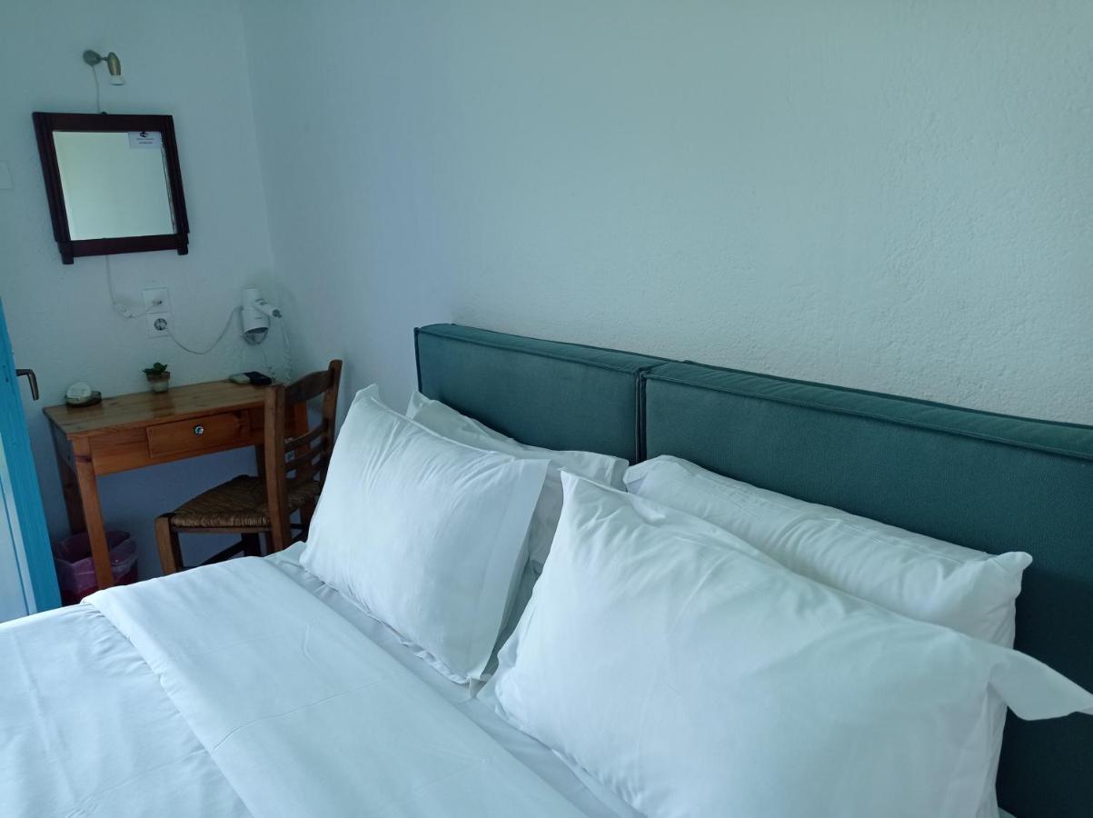 Hotel Ostria Áyios Nikítas Esterno foto