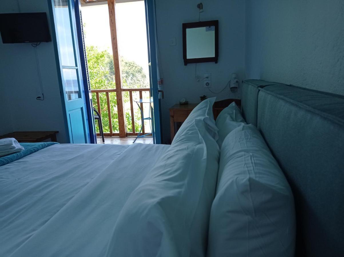 Hotel Ostria Áyios Nikítas Esterno foto