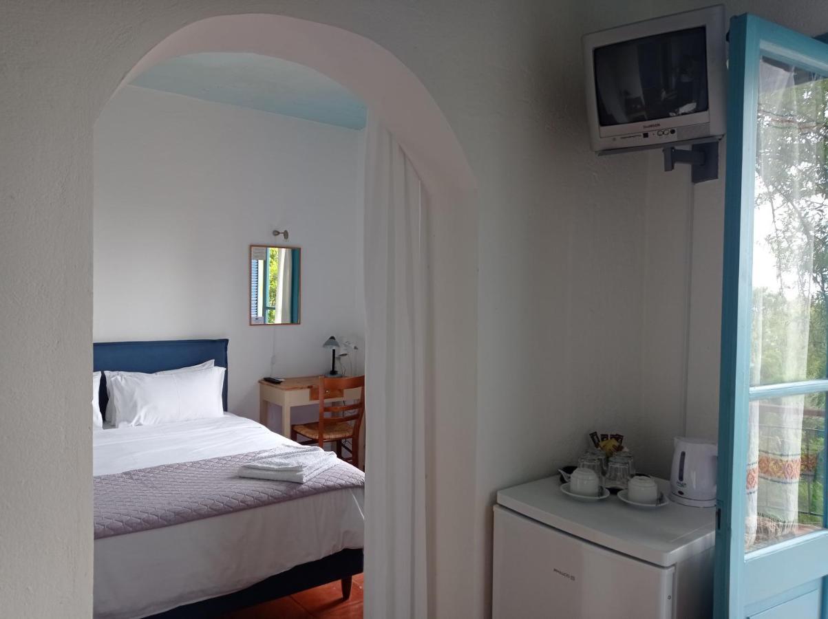 Hotel Ostria Áyios Nikítas Esterno foto