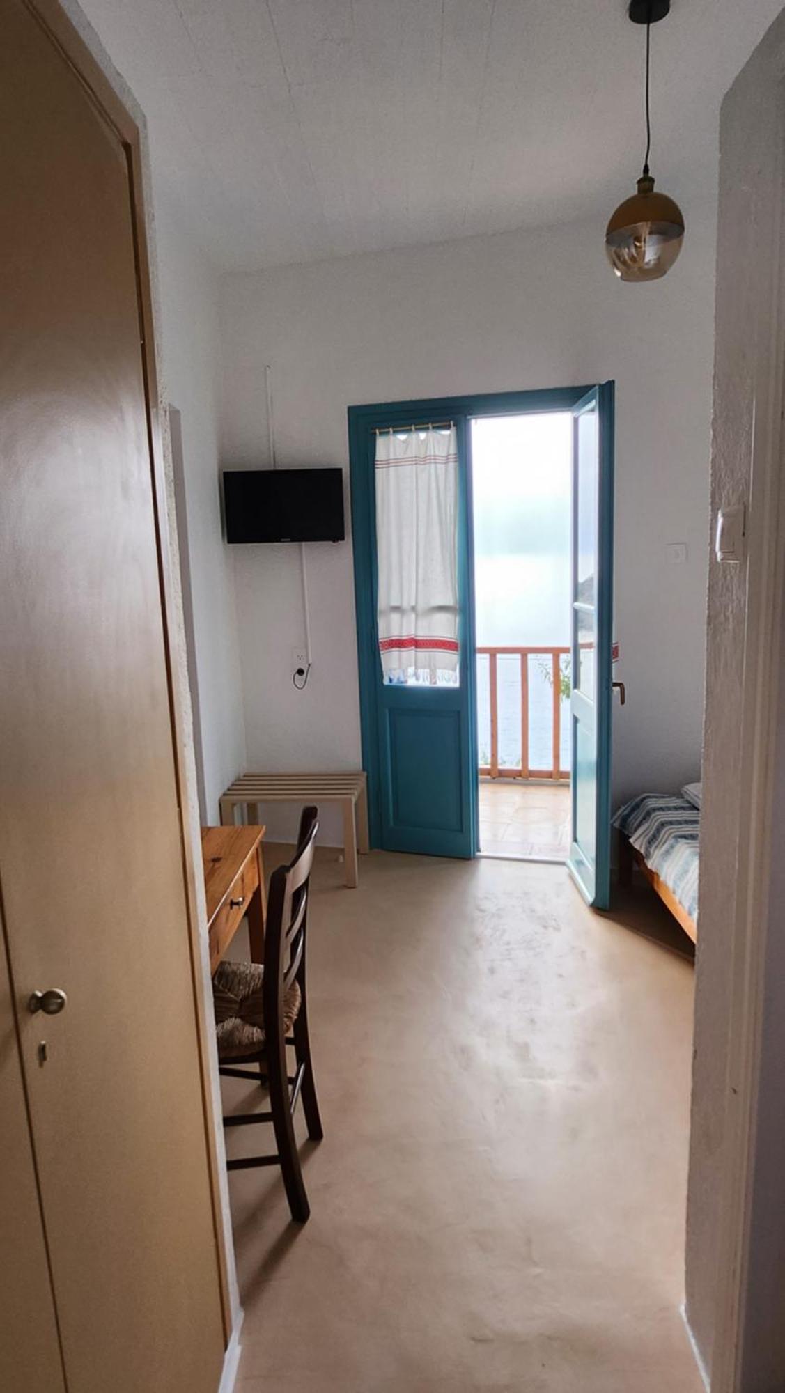 Hotel Ostria Áyios Nikítas Esterno foto